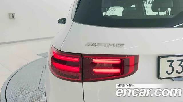 Mercedes-Benz GLB-Class — фото 12
