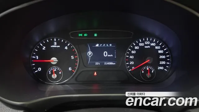 Kia Sorento — фото 8