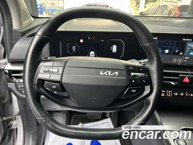 Kia Sportage — фото 9