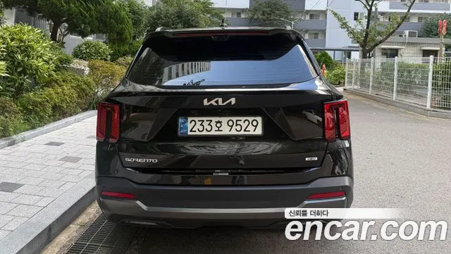 Kia Sorento — фото 4