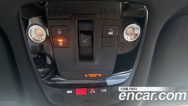Kia Sorento — фото 10