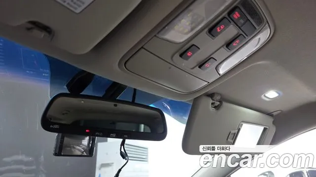 Kia Carnival — фото 19