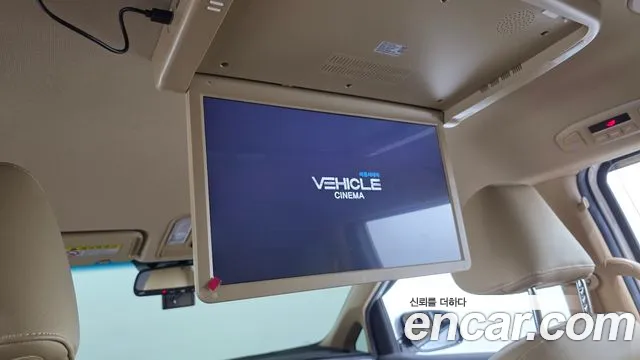 Kia Carnival — фото 18