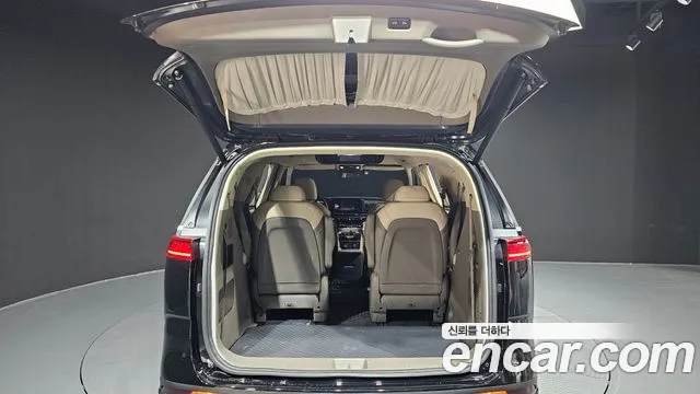 Kia Carnival — фото 20