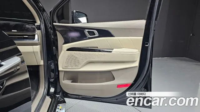 Kia Carnival — фото 24