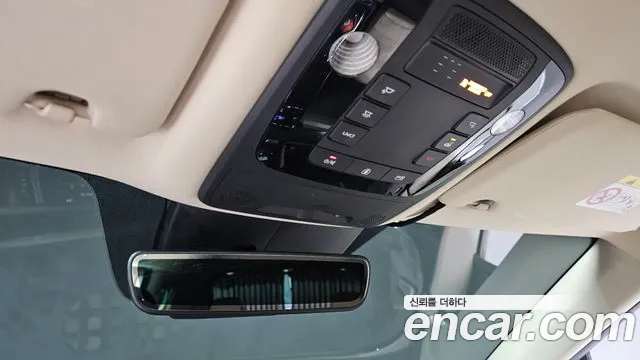 Kia Carnival — фото 27