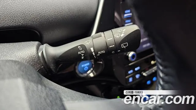 Toyota Prius — фото 18