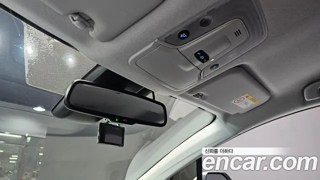 Toyota Prius — фото 19