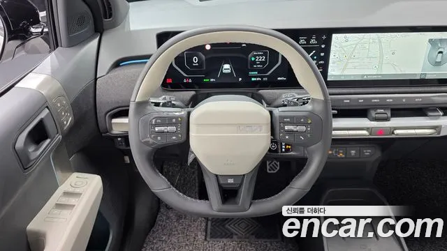 Kia EV3 — фото 12