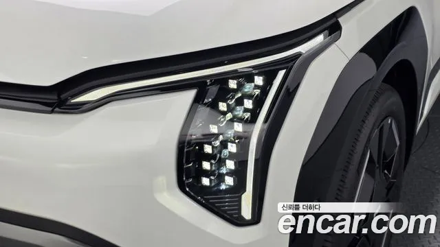Kia EV3 — фото 22
