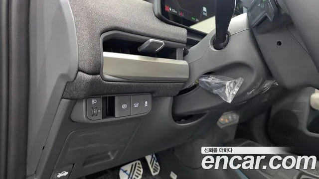 Kia EV3 — фото 27