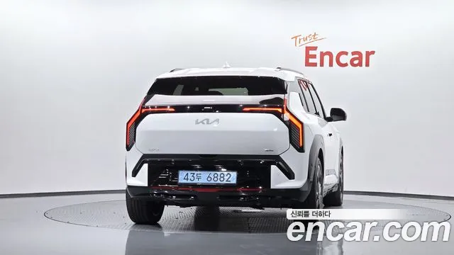 Kia EV3 — фото 3