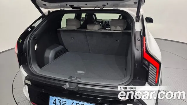Kia EV3 — фото 35