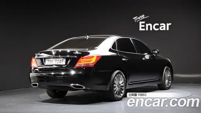 Hyundai Equus — фото 1