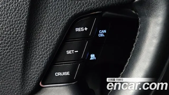 Hyundai Equus — фото 17