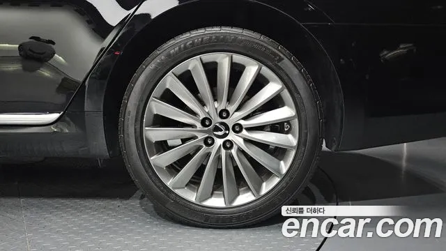 Hyundai Equus — фото 21