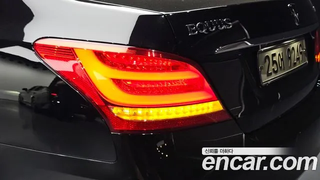 Hyundai Equus — фото 23
