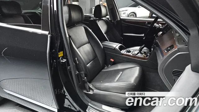 Hyundai Equus — фото 26