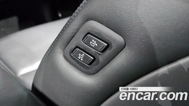 Hyundai Equus — фото 27