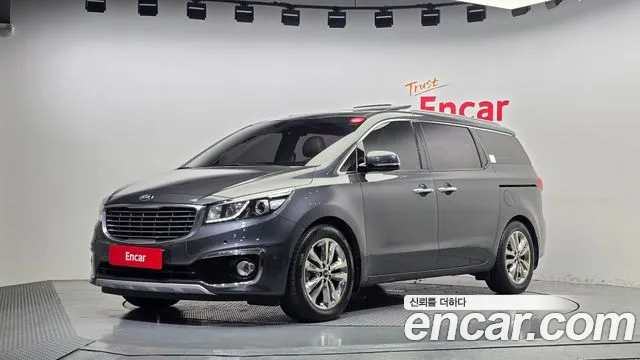 Kia Carnival — фото 1