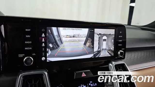 Kia Sorento — фото 15
