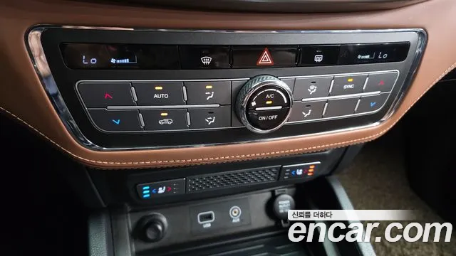 KG_Mobility_Ssangyong Rexton — фото 15