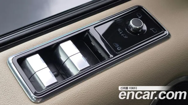 Land Rover Range Rover Sport — фото 15