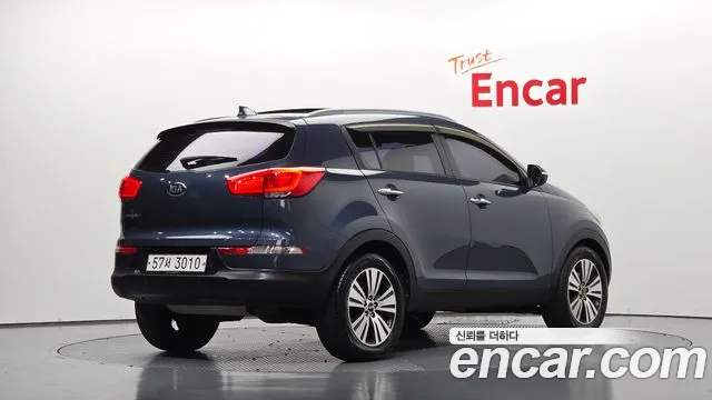 Kia Sportage — фото 1