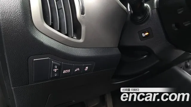 Kia Sportage — фото 17