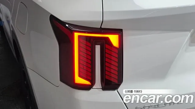 Kia Sorento — фото 23