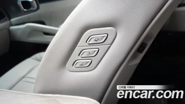 Kia Sorento — фото 34