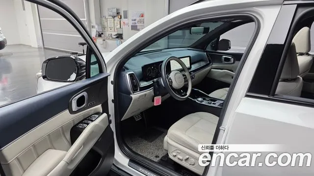 Kia Sorento — фото 10