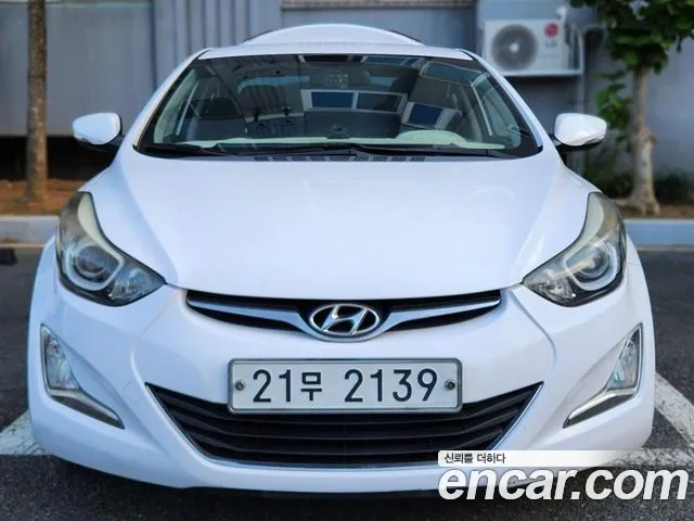 Hyundai Avante — фото 1