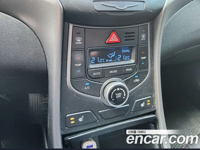Hyundai Avante — фото 10