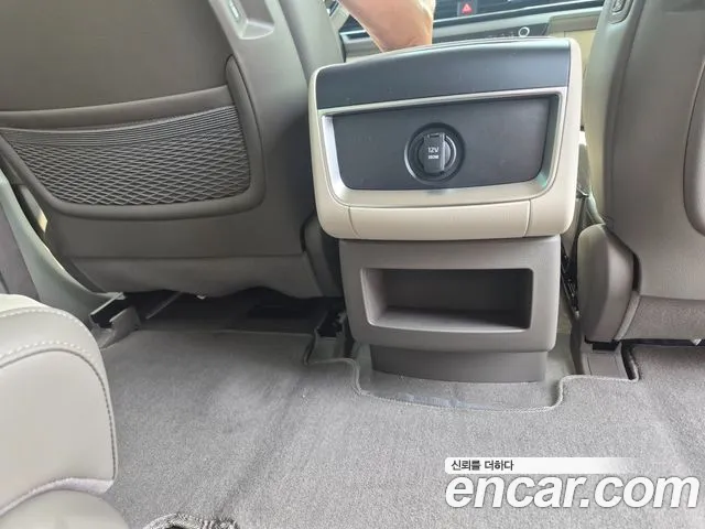 Kia Carnival — фото 16