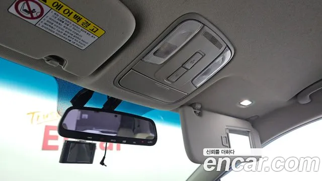 Kia Carnival — фото 19