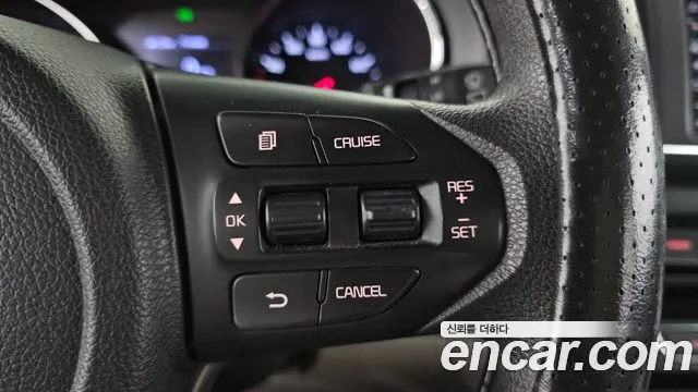 Kia Carnival — фото 27