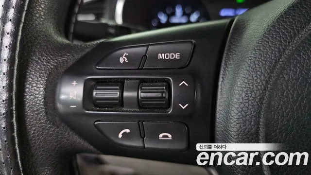 Kia Carnival — фото 28
