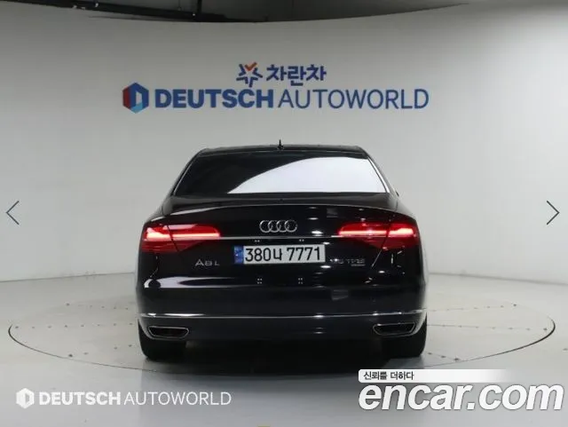 Audi A8 — фото 4