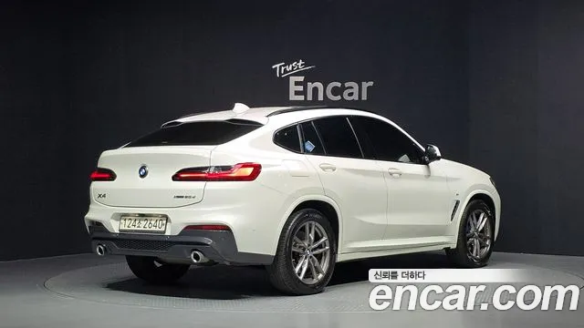 BMW X4 — фото 2