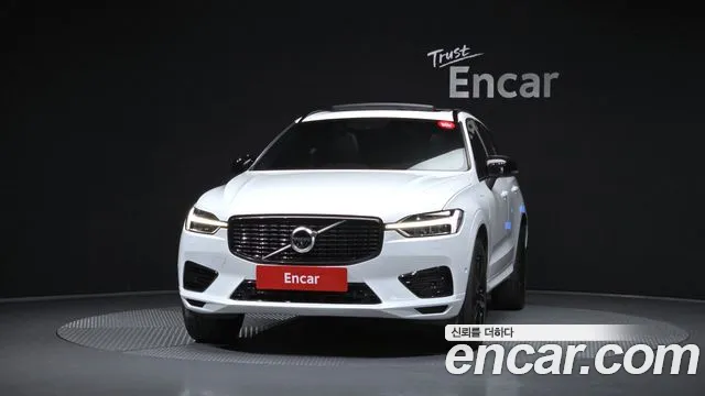 Volvo XC60 — фото 3