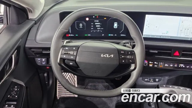 Kia EV6 — фото 13