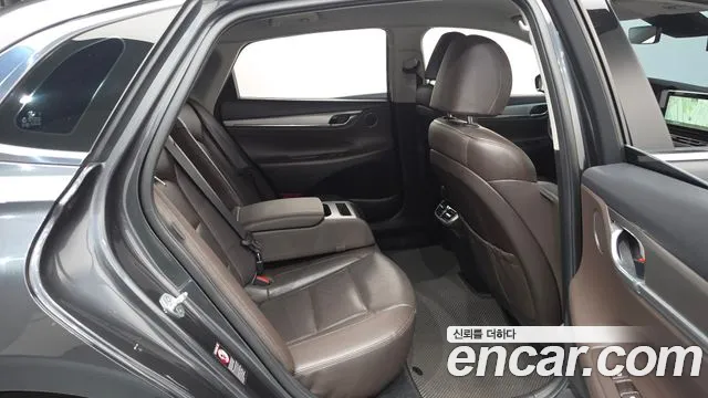 Hyundai Grandeur — фото 11