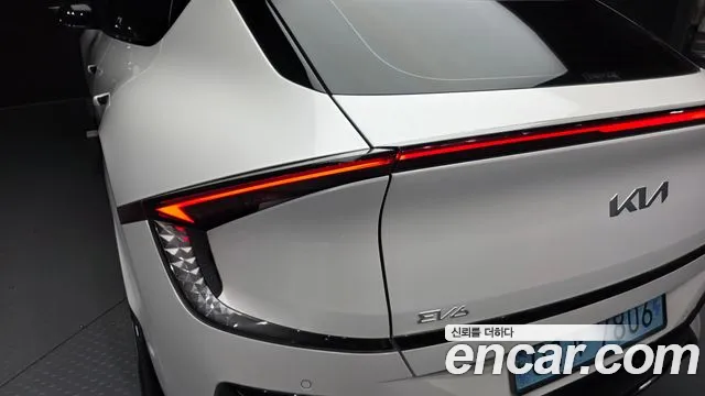 Kia EV6 — фото 23