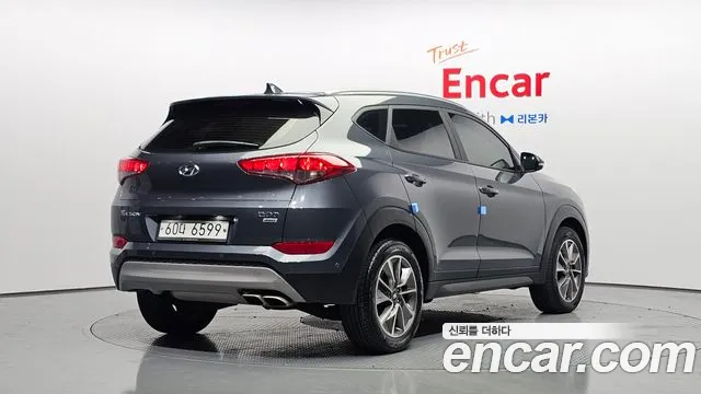 Hyundai Tucson — фото 1