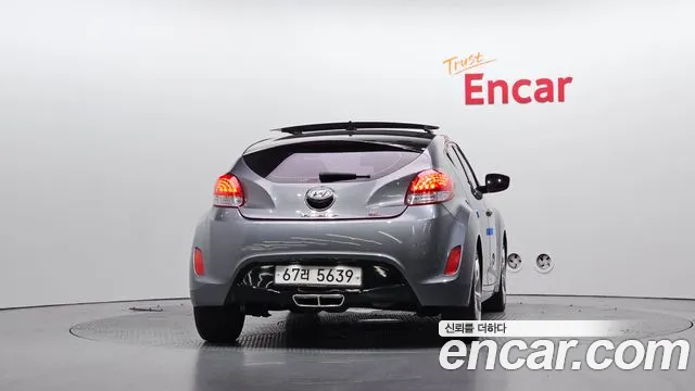 Hyundai Veloster — фото 4