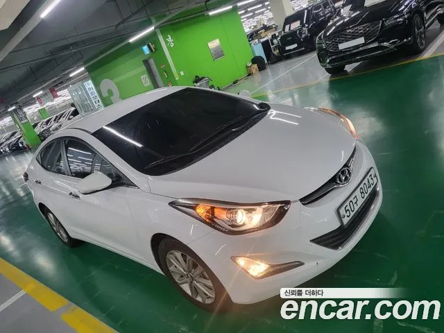 Hyundai Avante — фото 2