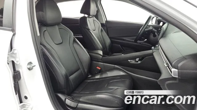 Hyundai Avante — фото 26