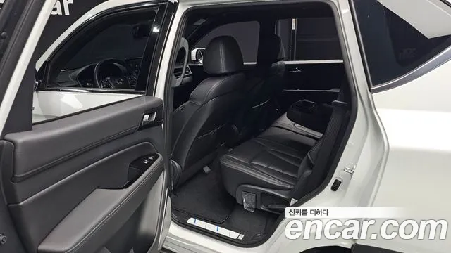 KG_Mobility_Ssangyong Rexton — фото 12