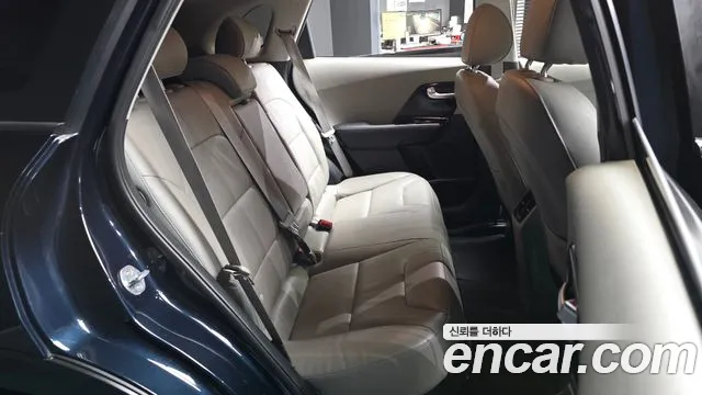 Kia Niro — фото 11